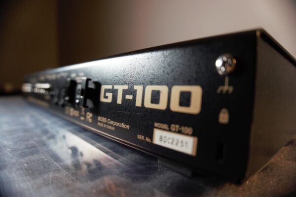 BOSS GT 100 V2.1 PEDALBOARD