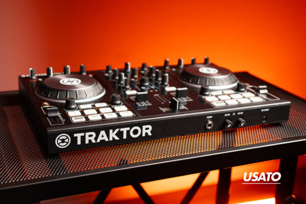 Native Instrument Traktor Kontrol S2 MK2