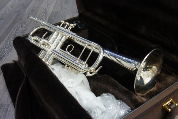 BACH STRADIVARIUS ML180 72 STERLING PLUS "EX DEMO"