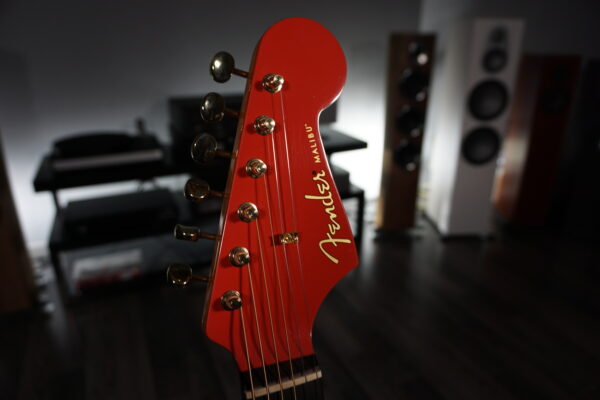 FENDER MALIBU CE Fiesta Red