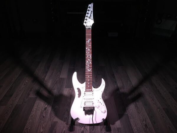 IBANEZ JEM 555 WH STEVE VAI MADE IN KOREA 2006