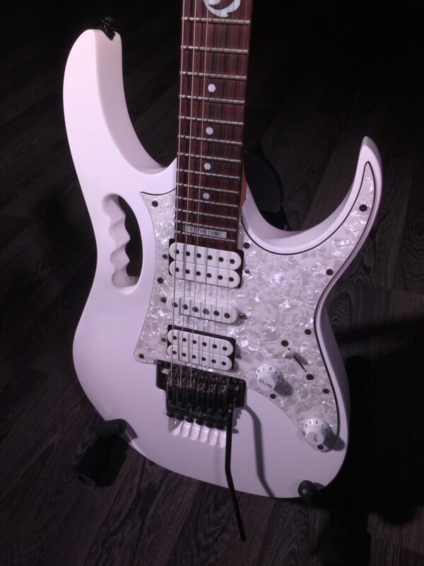 IBANEZ JEM 555 WH STEVE VAI MADE IN KOREA 2006