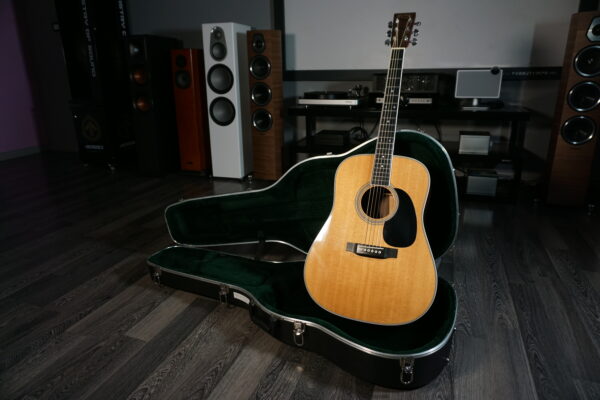 MARTIN D-35