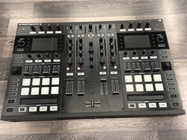 NATIVE INSTRUMENTS S8