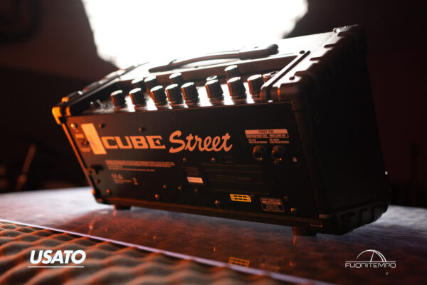 ROLAND  CUBE STREET