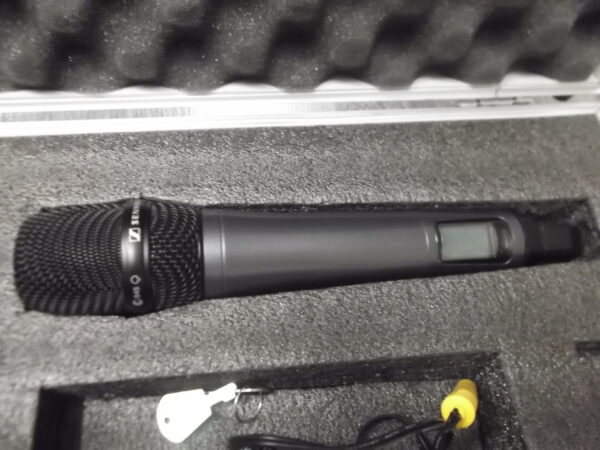 SENNHEISER EW 100 G3 845 RADIOMIC (EX DEMO) + CASE