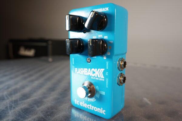 TC ELECTRONIC FLASHBACK 2 DELAY & LOOPER